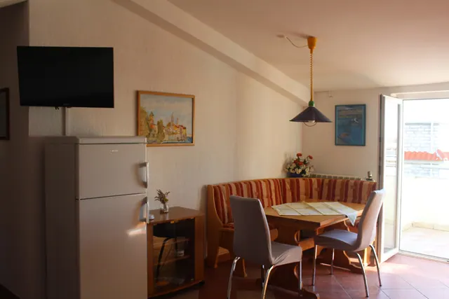 Apartment 2 — photo 4