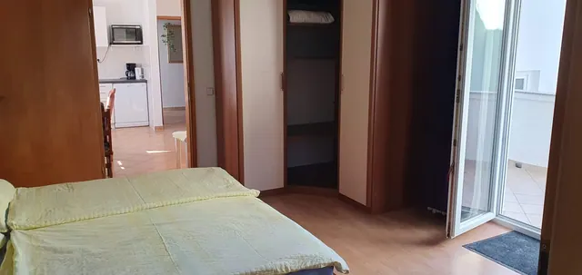 Apartment 4 — photo 6