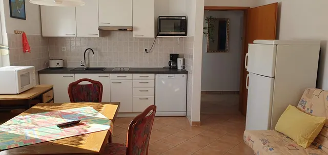 Apartment 4 — photo 7