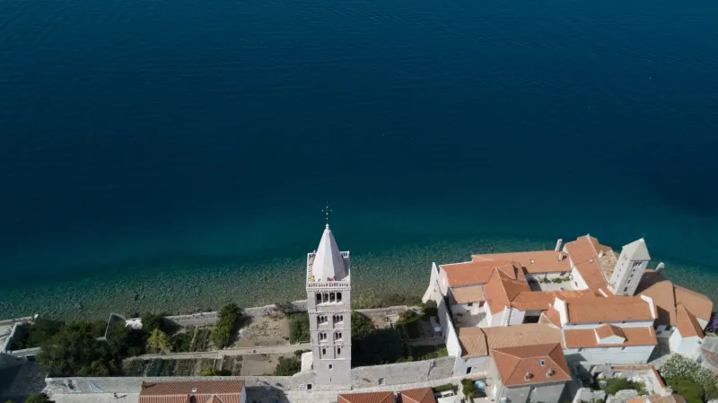 Restaurant terrace in the old town of Rab